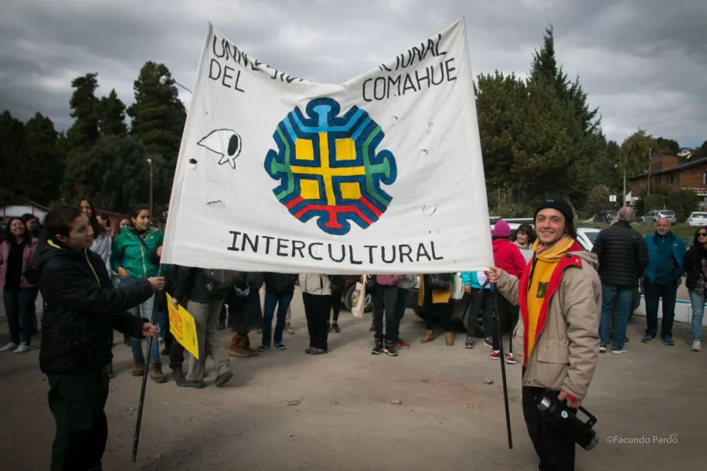 Convocan a la marcha federal por la crisis presupuestaria en universidades de Bariloche y el país