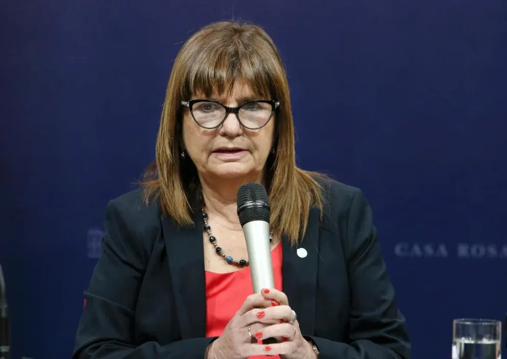 Dejaron un mensaje amenazante dirigido a Patricia Bullrich y la ministra respondió: "Se les acabó la joda"