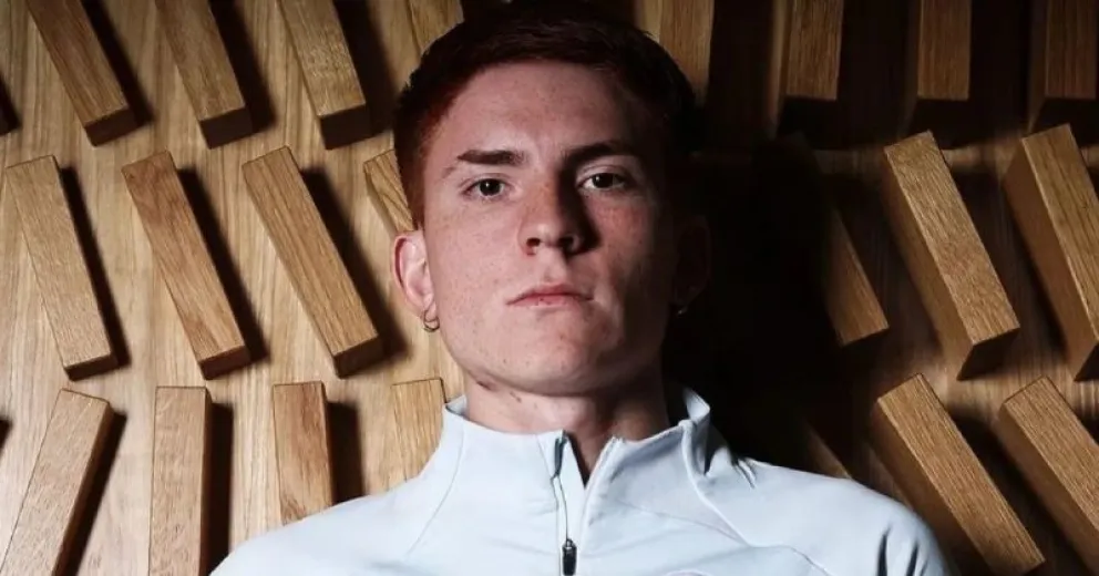 El Colo Barco sorprendió con un look a lo Peaky Blinders