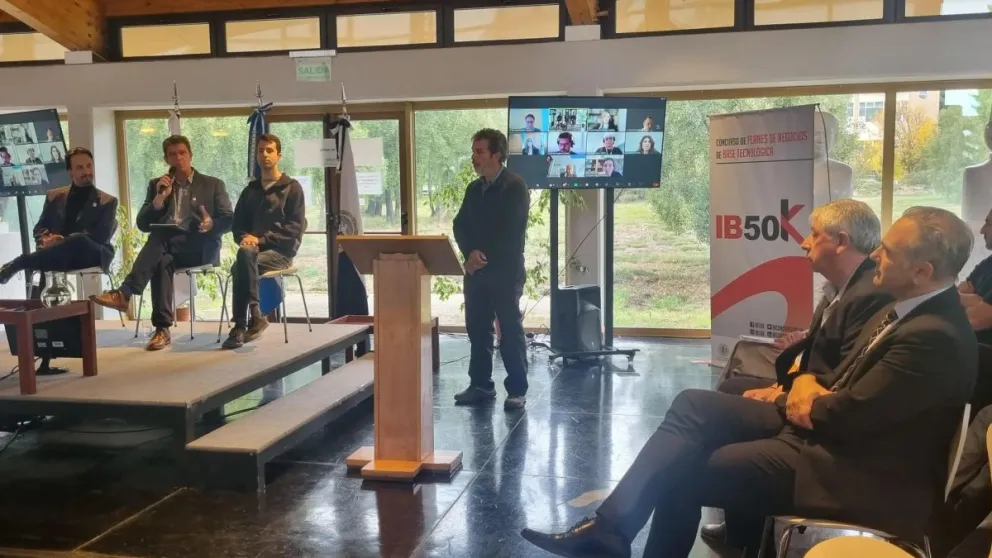 Convocan a jóvenes con proyectos innovadores al concurso IB50K