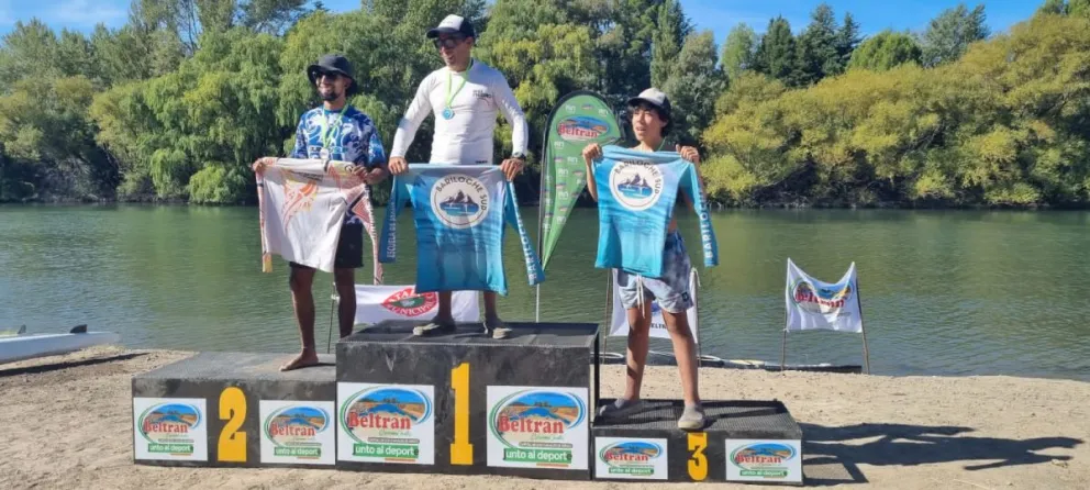 Podios del stand up paddle de Bariloche en el circuito rionegrino