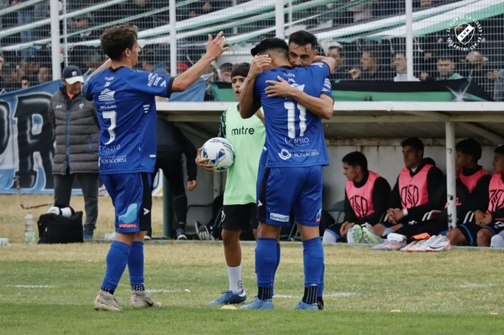 Sol de Mayo no pudo en Bahía y perdió con Villa Mitre