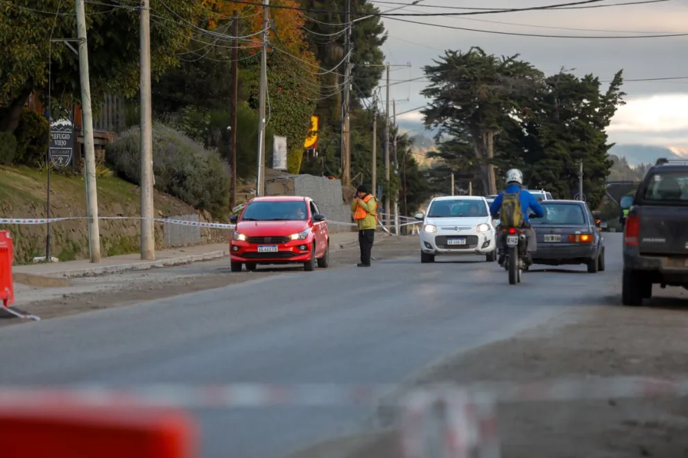 El corte en Bustillo por obras de Vialidad Rionegrina será hasta las seis de la tarde
