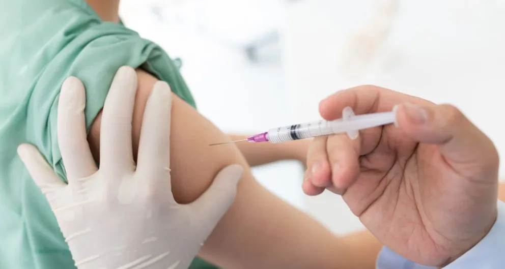 La importancia de vacunarse con la llegada del frío 