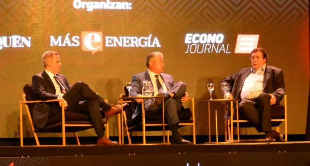 YPF anunció que buscarán exportar GNL desde Río Negro