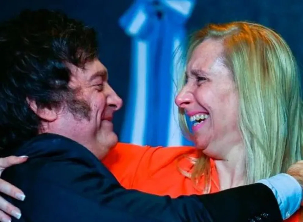 Escándalo por el ascenso de la hermana del Presidente: ¿cuánto cobra ahora Karina Milei?