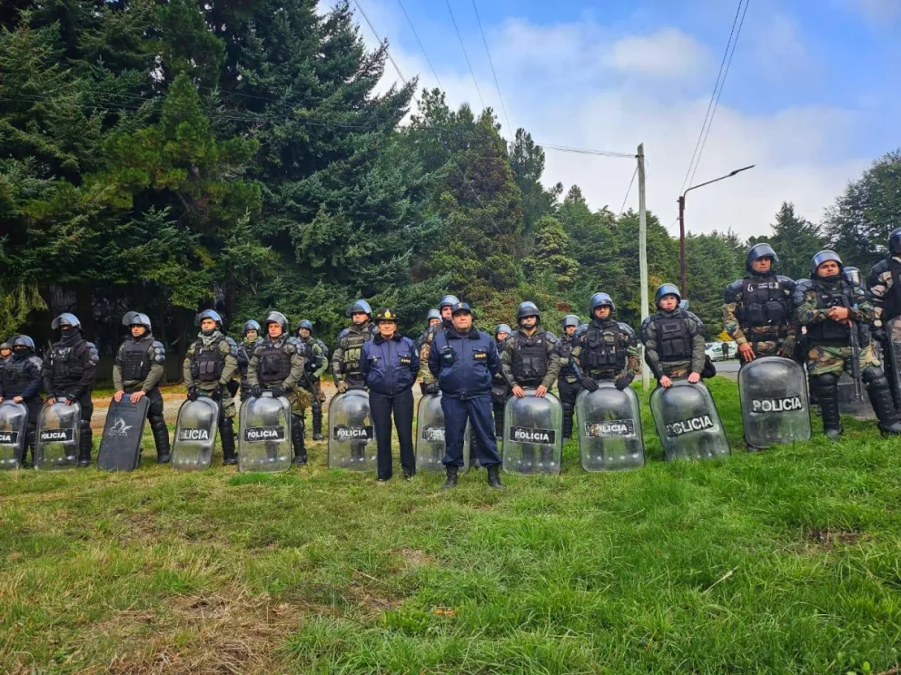 Milei en Bariloche: más de cien policías participaron en los operativos de prevención