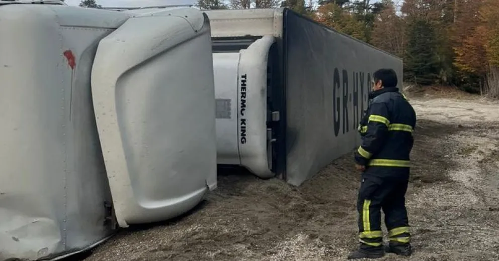 Volcó camión chileno antes de llegar a Samoré