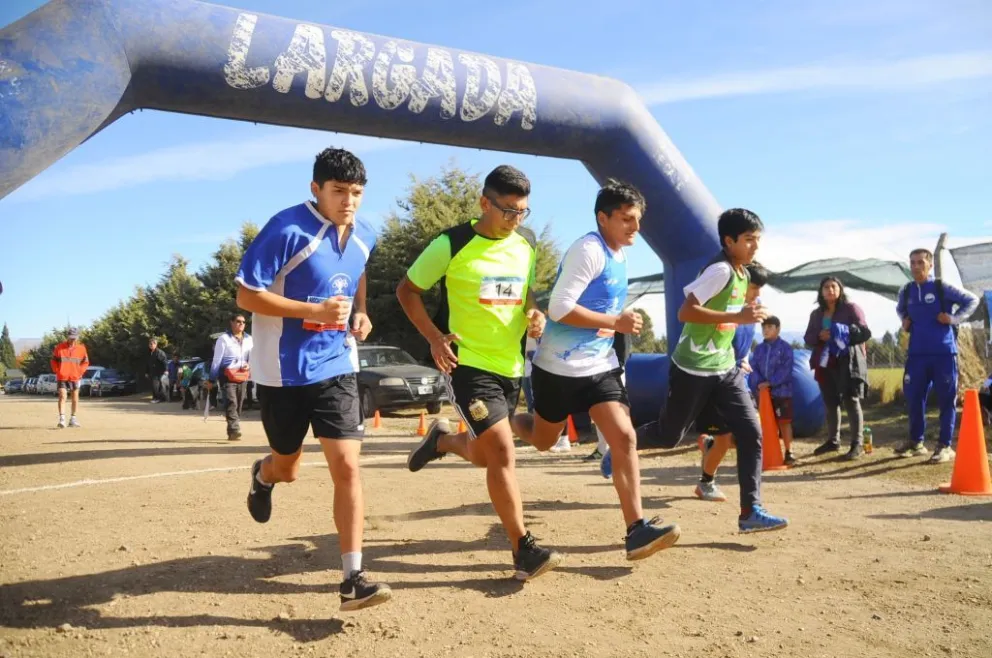 Gran fecha de Carreras de Calle en Dina Huapi