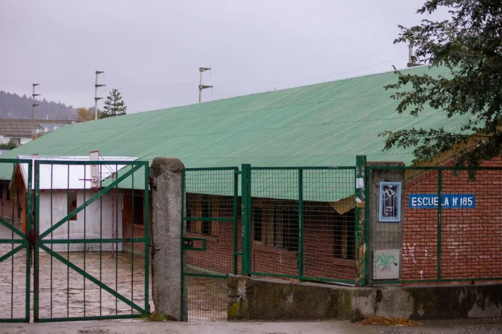 La escuela 185 celebra 75 años de vida institucional con una invitación especial a ex docentes y directivos