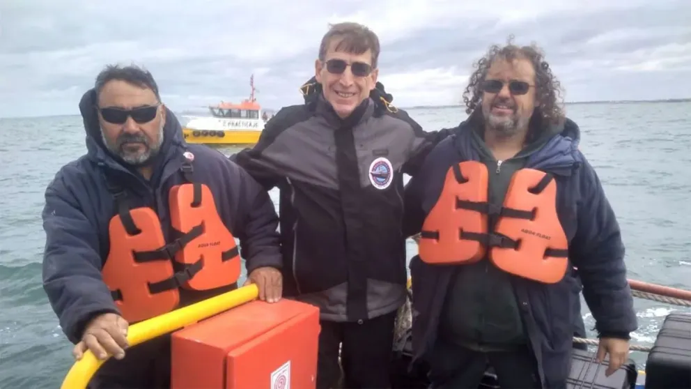 Con el impulso de un barilochense investigan un posible submarino nazi en Necochea
