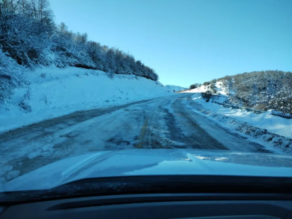Ante las nevadas, Parques Nacionales brinda recomendaciones para transitar 
