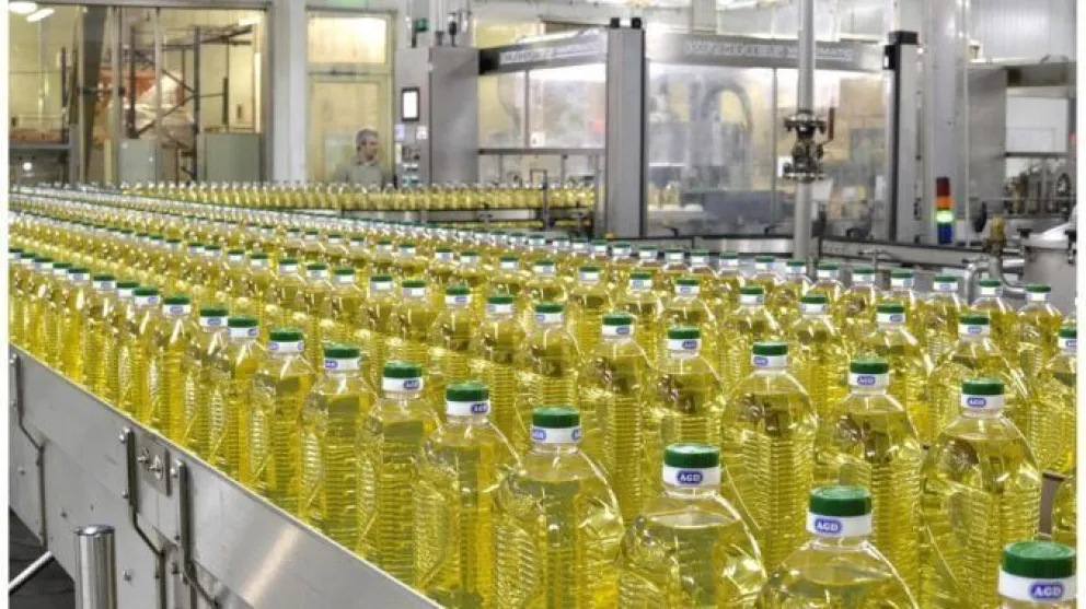 Paro por tiempo indeterminado en el sector aceitero en rechazo a la Ley de Bases