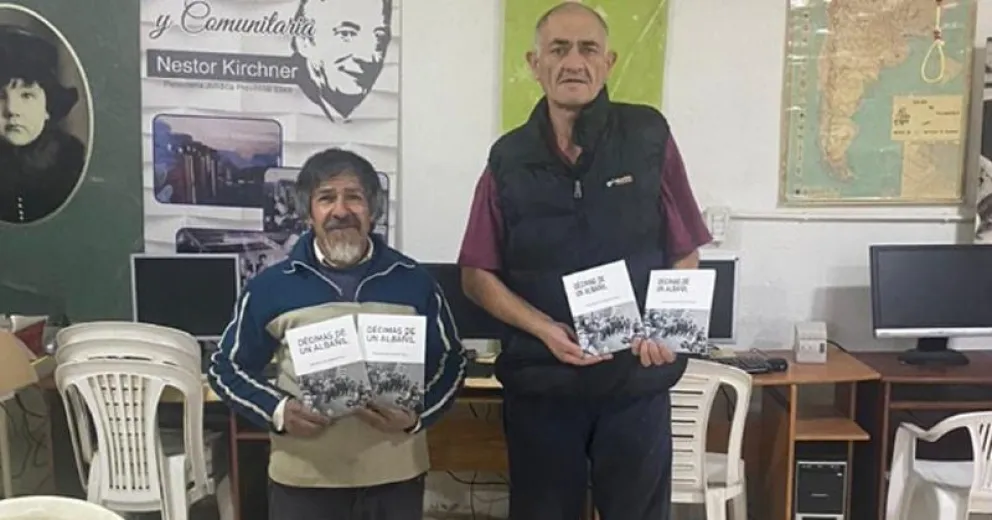 La biblioteca del Nahuel Hue presente en la 48º Edición de la Feria Internacional del Libro