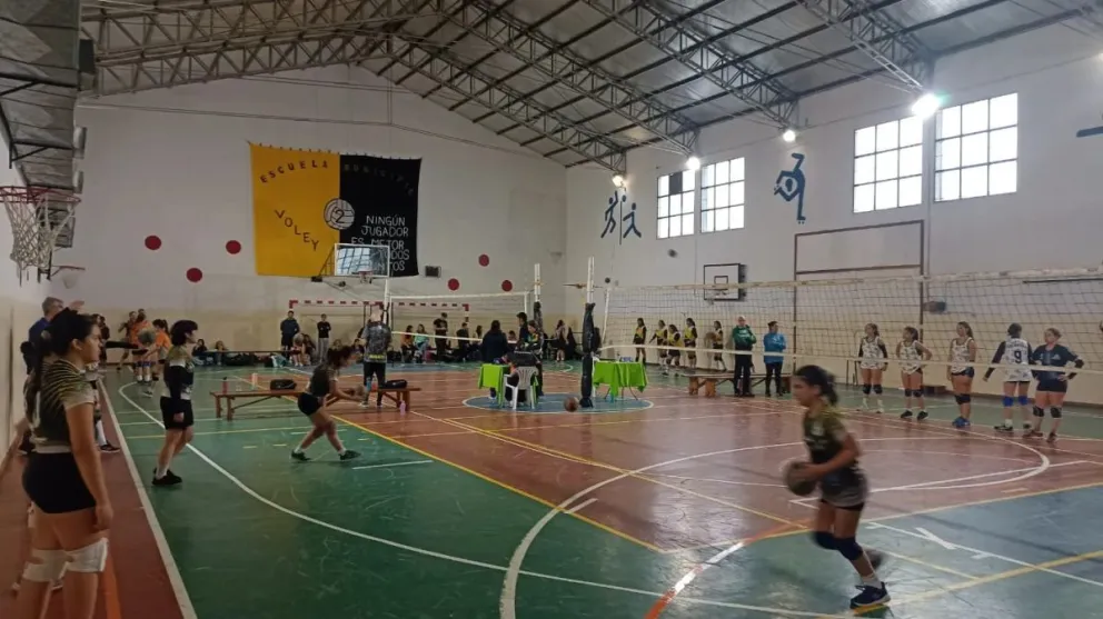 Torneo Aniversario de Vóley: La Sub 14 femenina fue para Muni Blanco