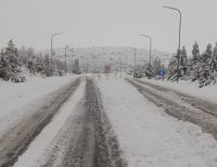 Por la intensa nevada, cierran el Aeropuerto de Bariloche hasta las 17 horas 