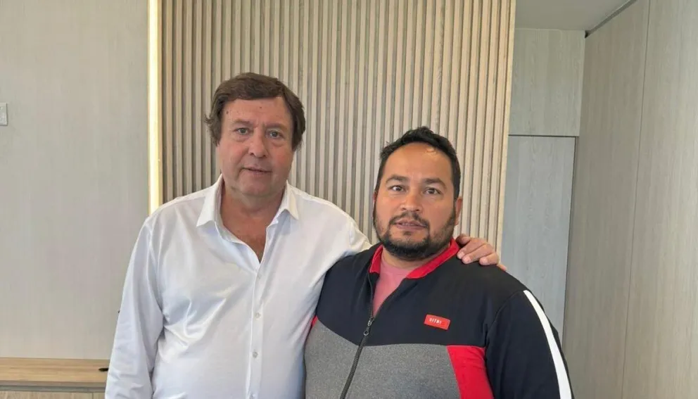 Weretilneck evitó el quiebre de dos clubes del Valle Medio: “Los sueños no se rematan”