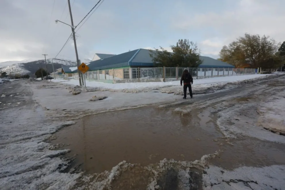 En Bariloche, el 98% de los docentes se adhirieron al paro del 9 de mayo