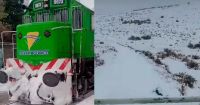 Una locomotora realiza exploración de vías por la nieve y el hielo