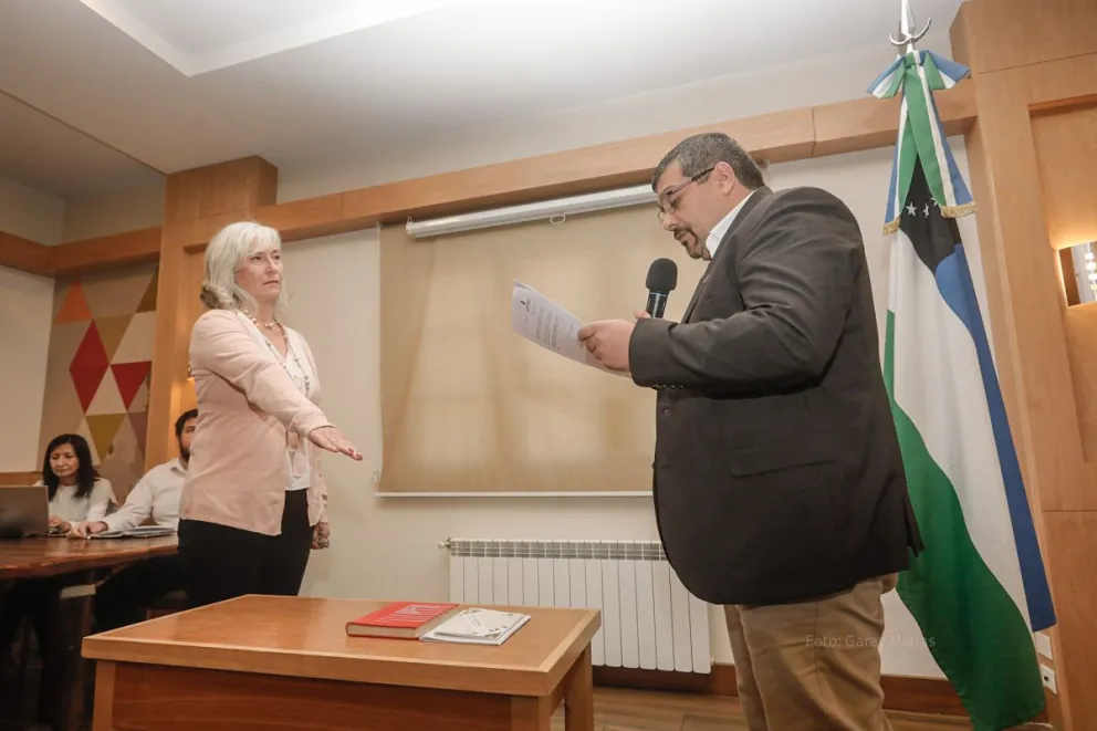 Con el acto de jura en el recinto, Laura Totonelli se suma al cuerpo de concejales