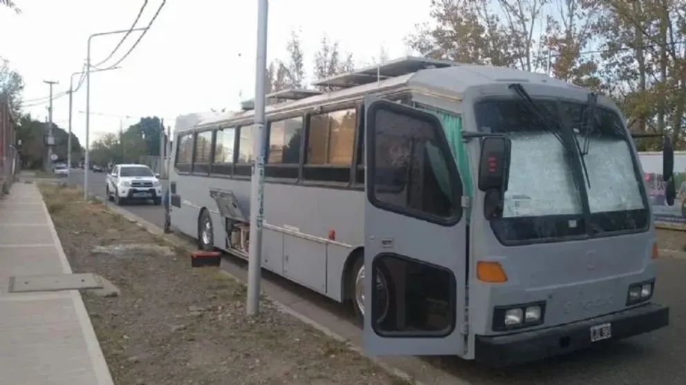 Una pareja quedo varada en su motorhome en plena ciudad
