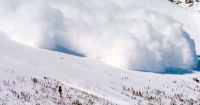 Advierten que nevadas atípicas en Bariloche incrementan el peligro de avalanchas
