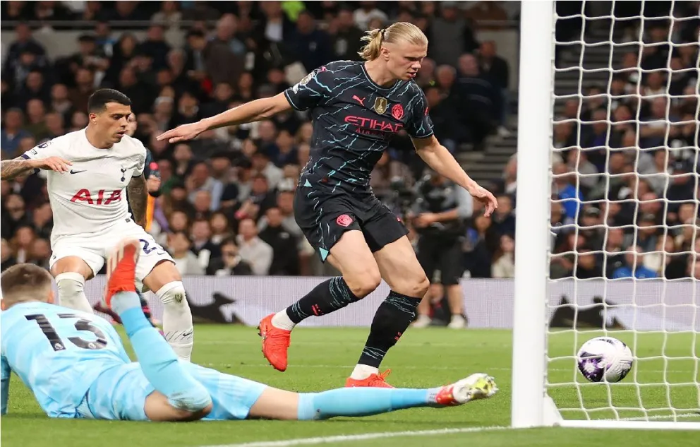 Manchester City ganó, es líder y le sacó dos puntos al Arsenal a falta de una fecha