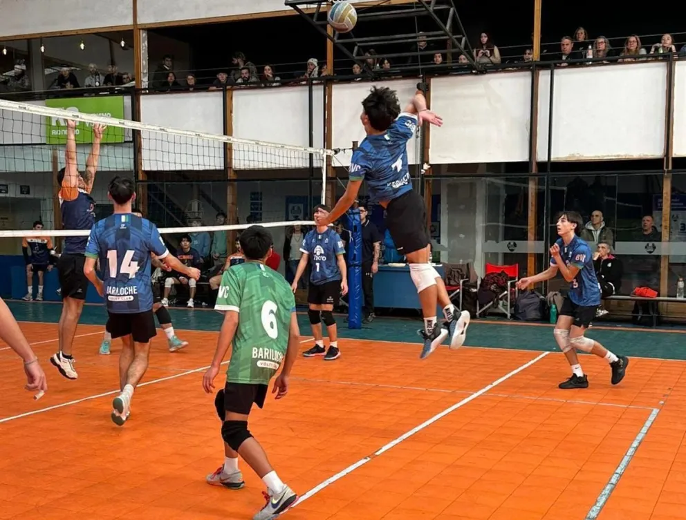 Equipos sub-18 rumbo a Roca para abrir la competencia federada provincial de vóley