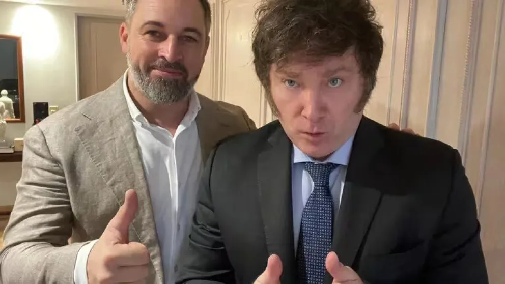 Milei viajó a España para participar en una cumbre de Vox