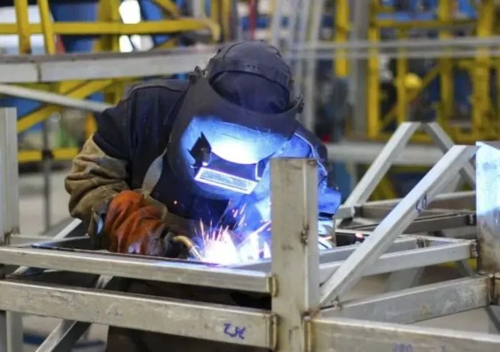 Cae la industria argentina: cuáles son los sectores más afectados 