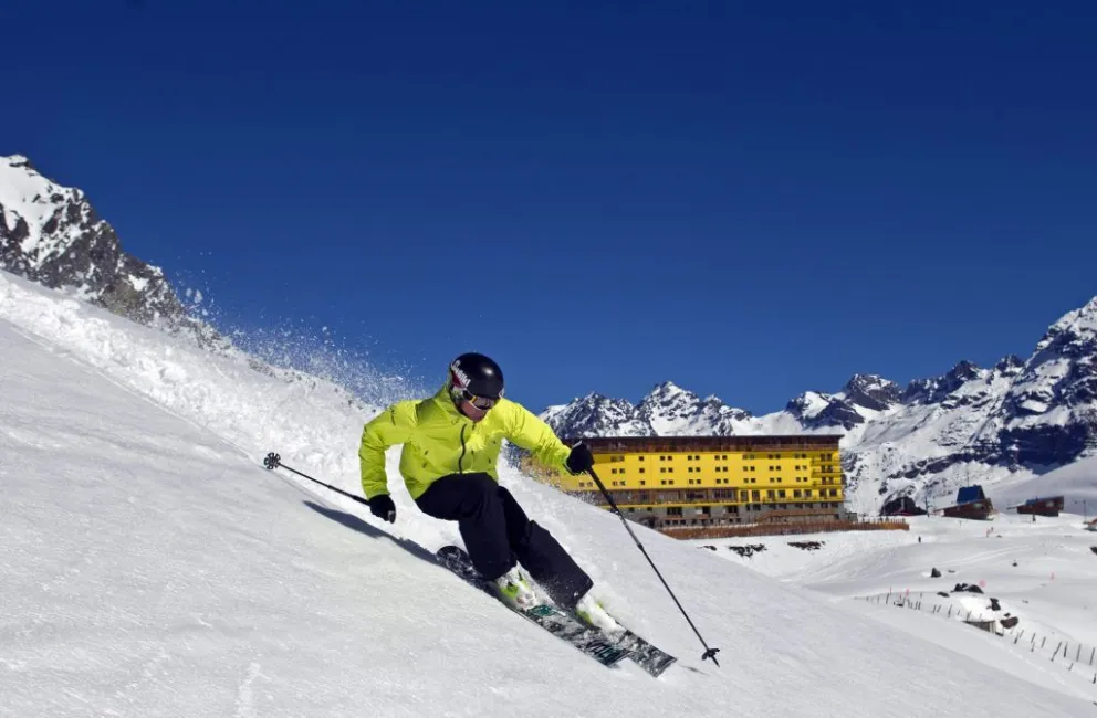 ¿Cuánto sale esquiar en los cerros de Chile?