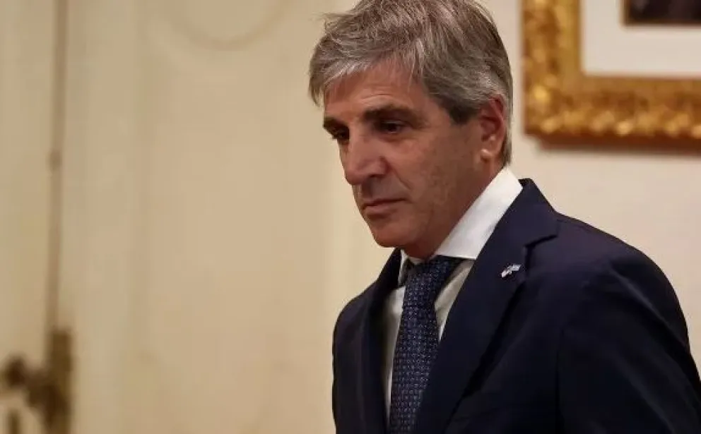 Javier Milei traspasa el control de la obra pública a Luis Caputo, ¿superministro a la vista?