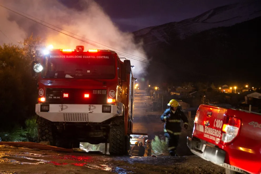 Bomberos Voluntarios piden que decoren sus viviendas y comercios
