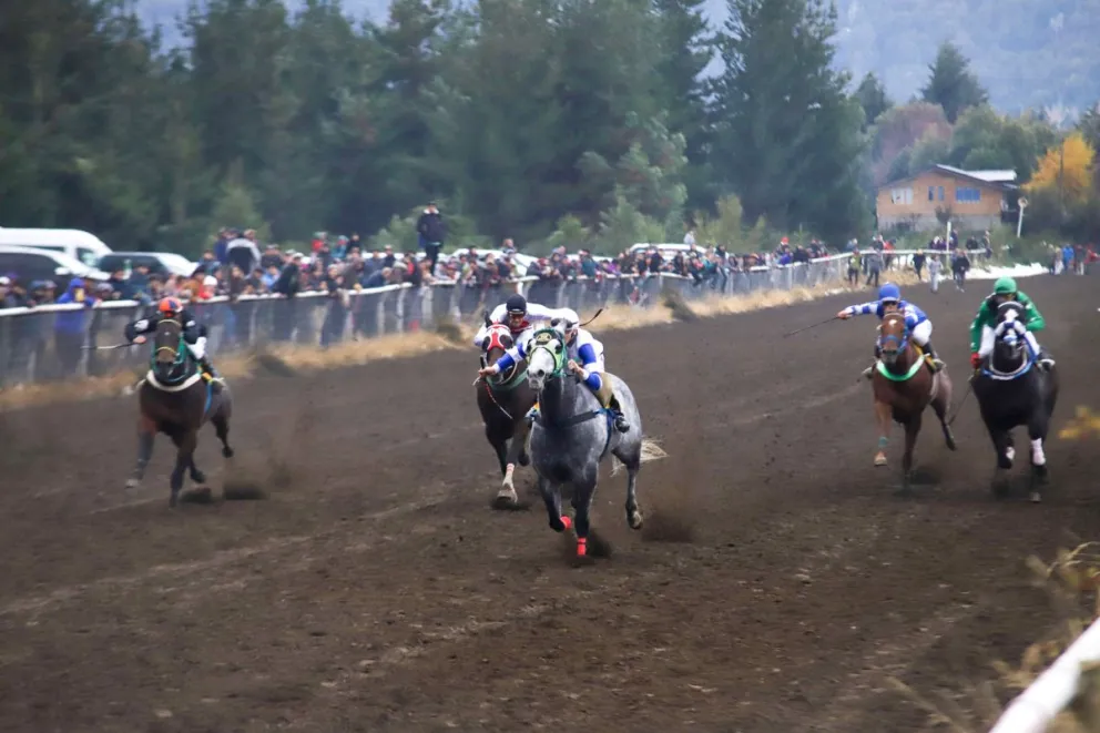 "Don Monti" se quedó con un clásico multitudinario