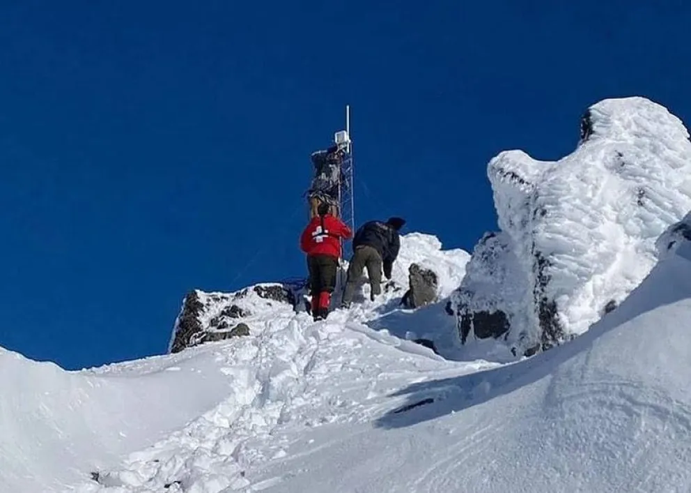 Trabajan para mejorar las comunicaciones en la ruta Siete Lagos