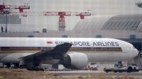 Fuertes turbulencias en un vuelo de Singapur dejó el saldo de un muerto y 30 heridos