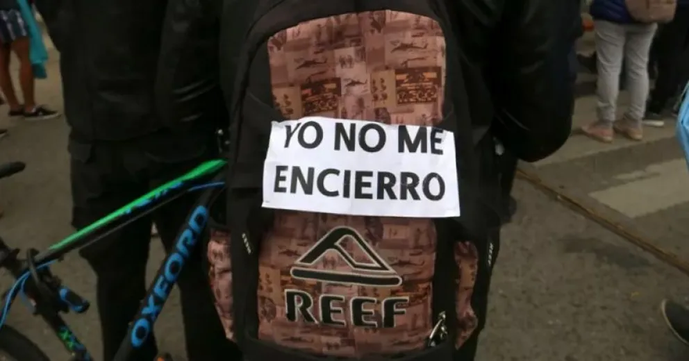 Médico que cuestiona las vacunas por el covid disertará en Bariloche contra posible “acuerdo pandémico mundial”