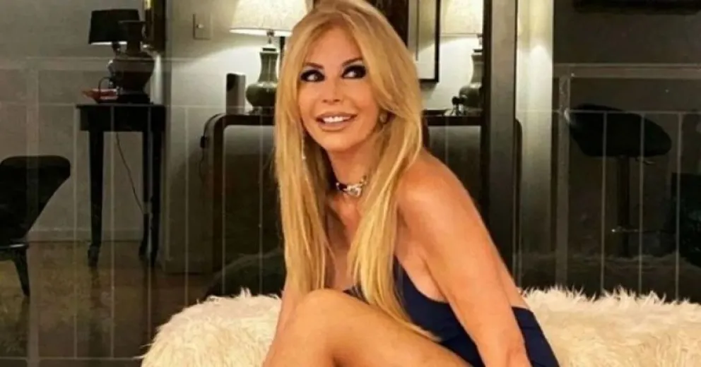 Espléndida a sus 71 años, Graciela Alfano lució una microbikini roja y derritió las redes