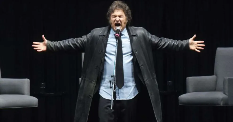 Quién es la actriz con la que Javier Milei tuvo un encuentro íntimo luego de su show