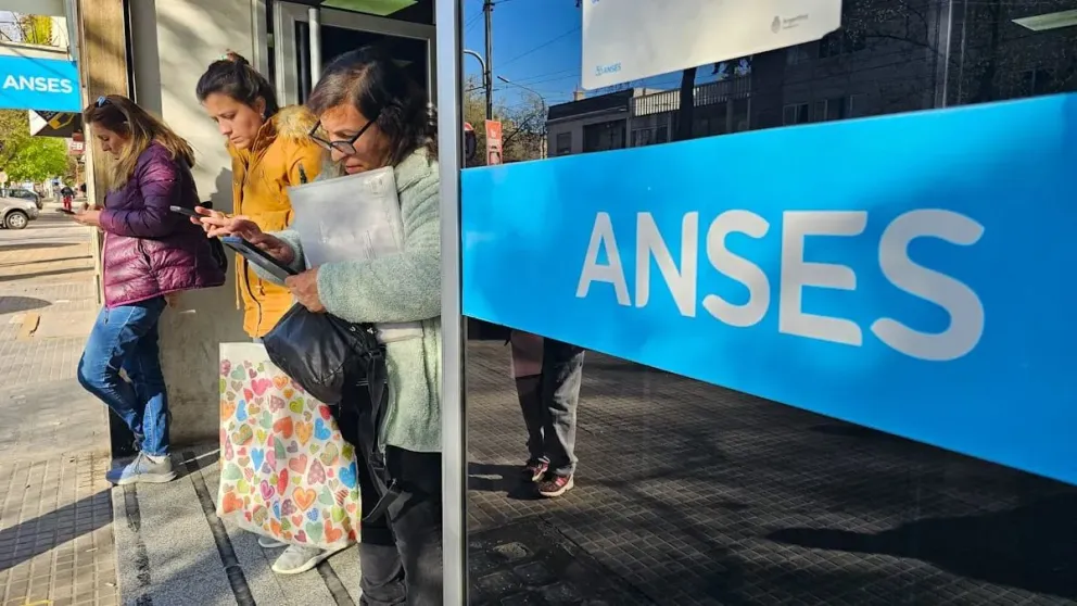Calendario de ANSES: quiénes cobran el viernes 24
