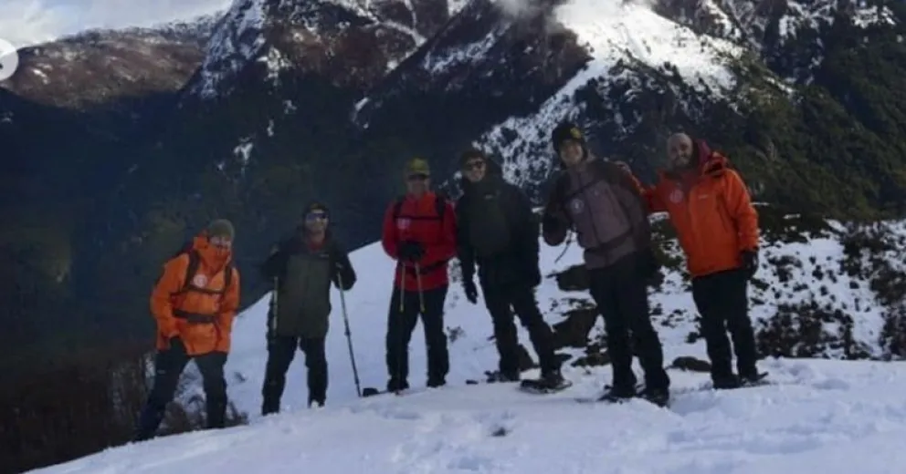 Salida de entrenamiento físico e integración del grupo de búsqueda y rescate