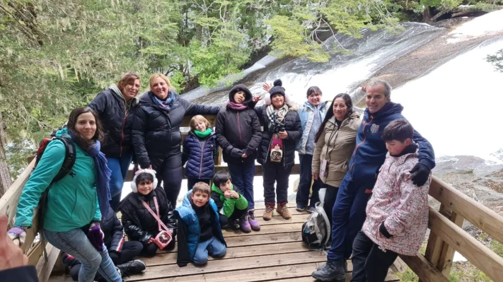 Inolvidable intercambio de Educación Ambiental con integrantes de la escuela de Villa Mascardi