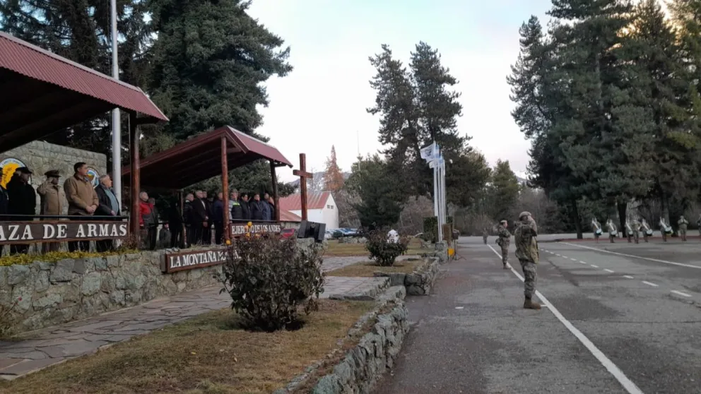 Parques Nacionales participó del acto por el 214° Aniversario del Ejército Argentino