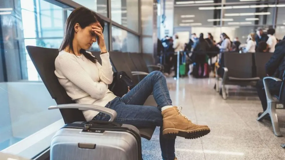 Condena a agencia de viajes internacionales por no reprogramar vuelos ni devolver el dinero