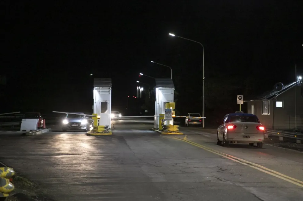 Obras para descongestionar el tránsito vehicular dentro del aeropuerto