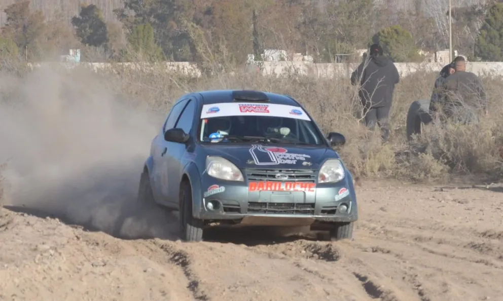 Esteban y Pablo Gómez completaron el primer día