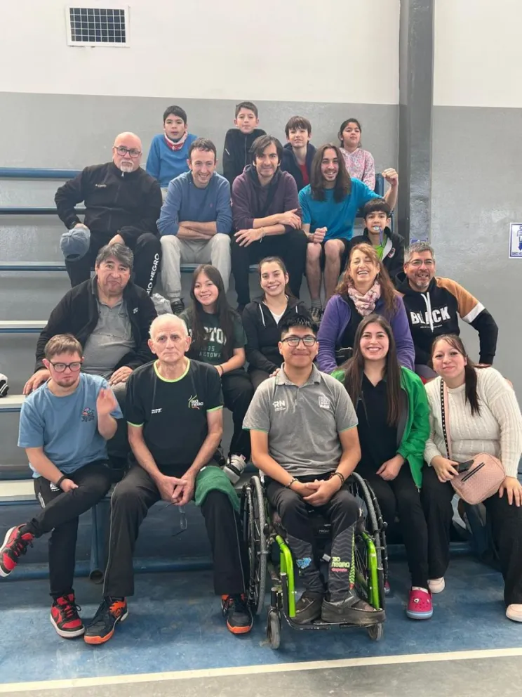 Barilochenses viajaron al XV Provincial de Tenis de Mesa