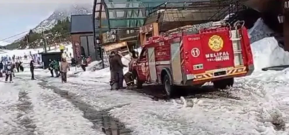 Debieron evacuar el shopping del cerro Catedral por amenaza de bomba