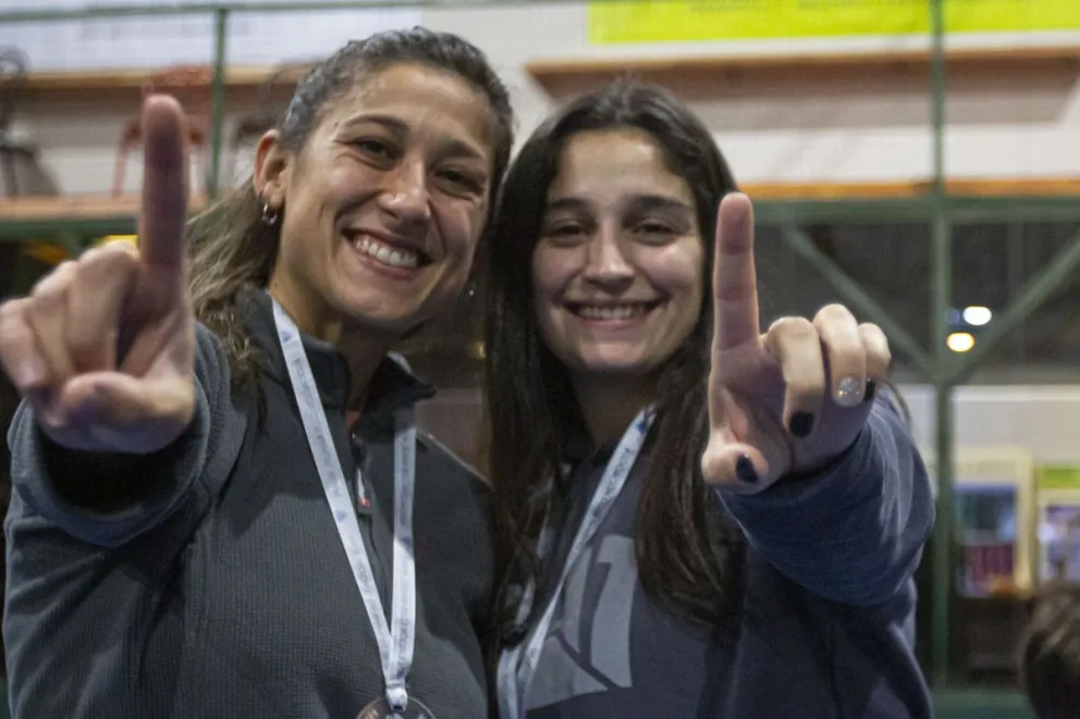 Catalina Forestier y Julieta Sirvent se quedaron con la sexta damas