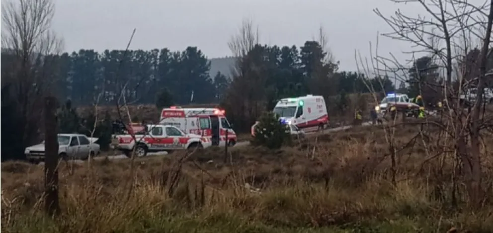 Choque frontal como saldo tres personas heridas y daños materiales